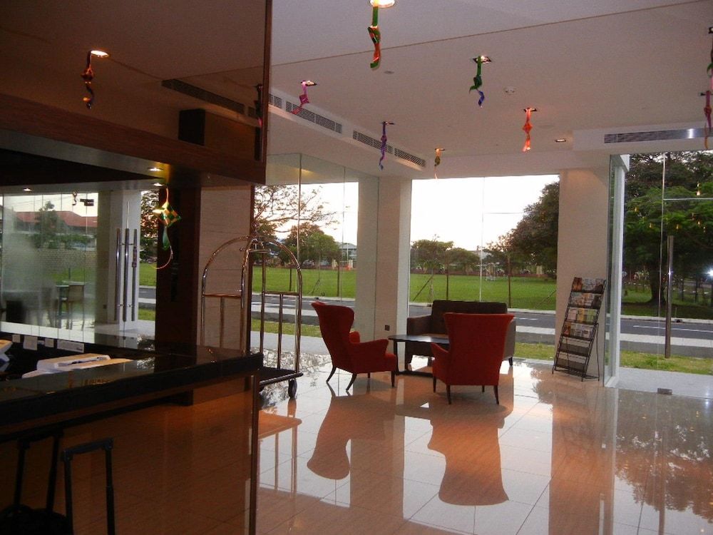 C'haya Hotel 2