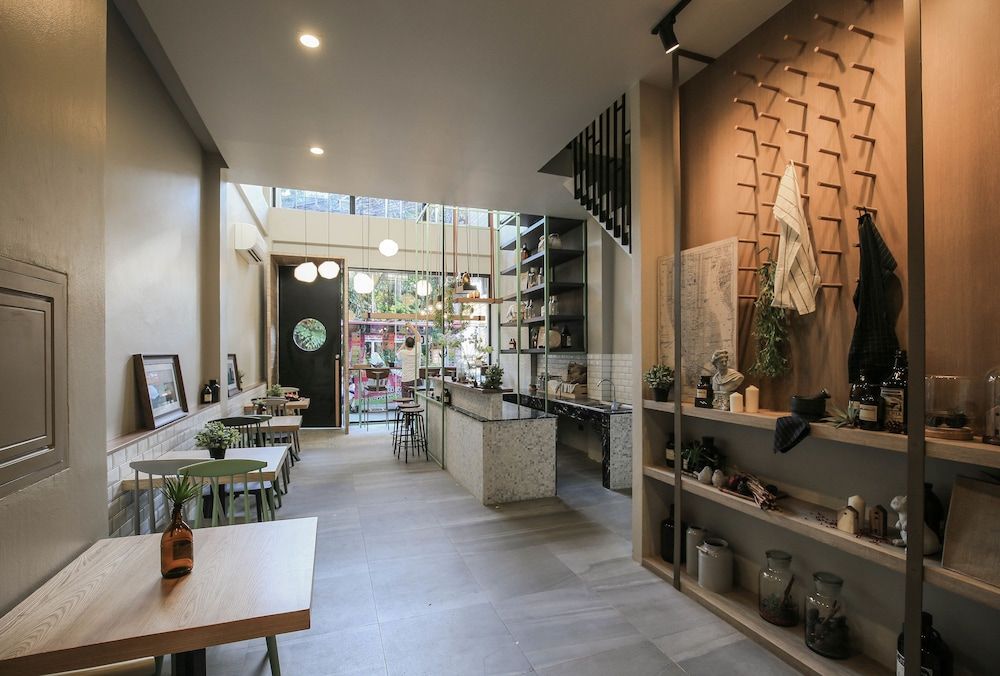 Sugar Ohana Poshtel 3