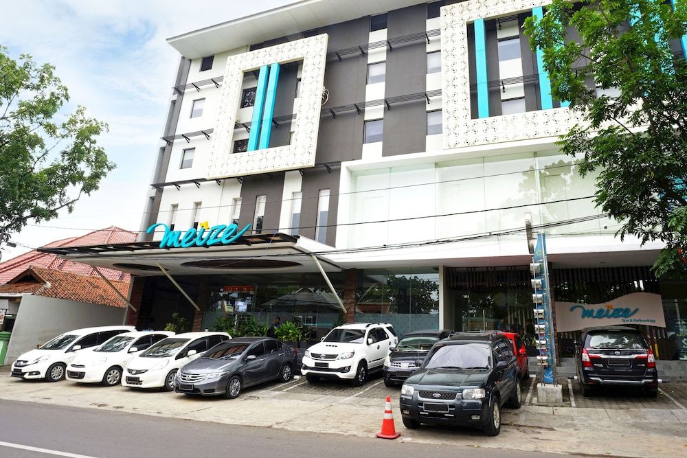 Meize Hotel Bandung 2