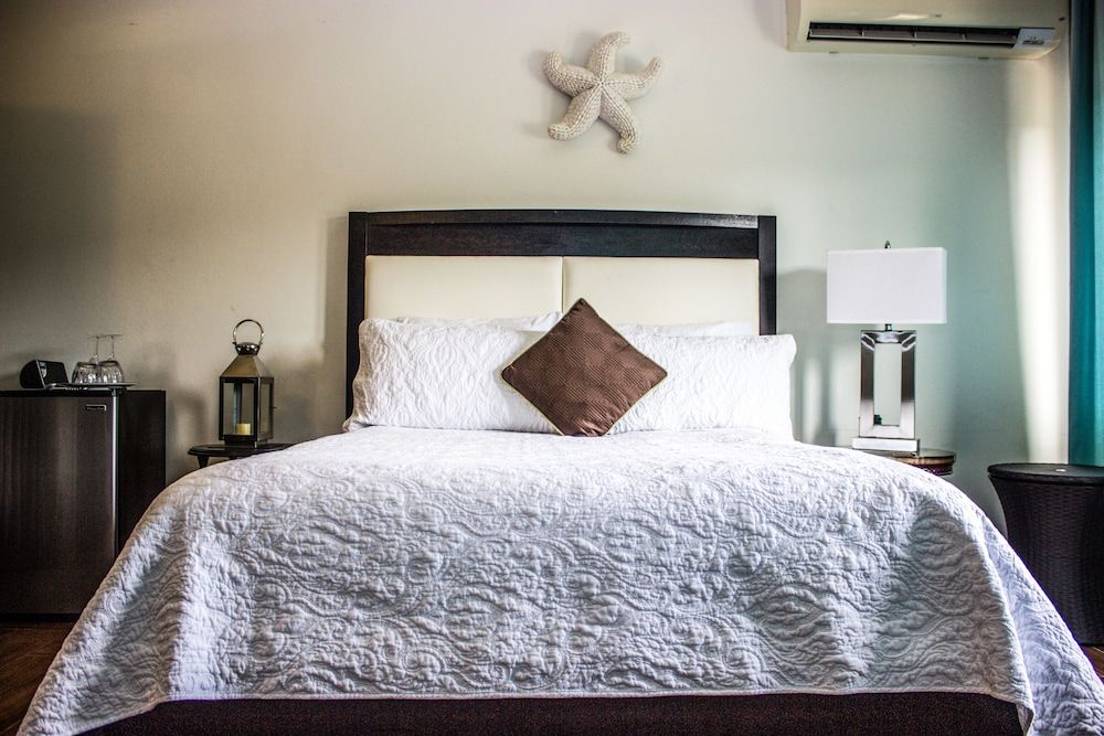 A La Bella Noni Bed & Breakfast 3