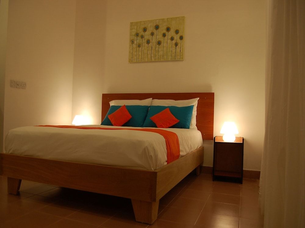 Vaali Beach Lodge Maldives 2