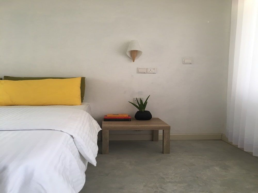 Vaali Beach Lodge Maldives 3