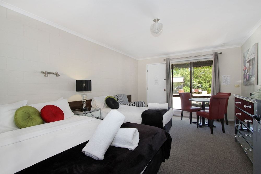 Beechworth on Bridge 3