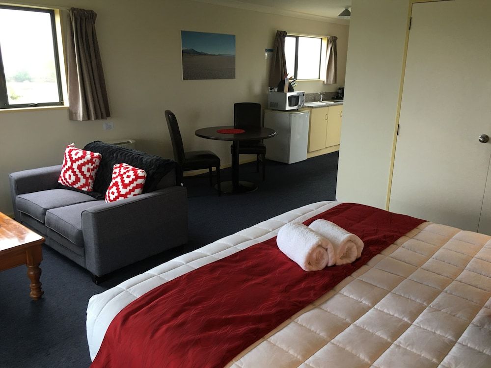 Haast River Motels & Holiday Park 3