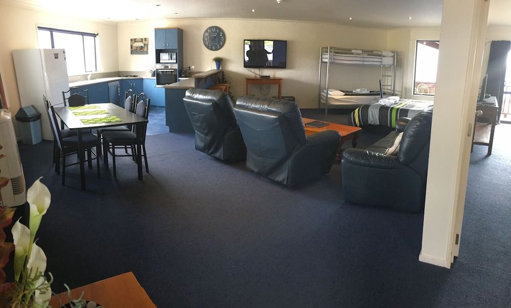 Haast River Motels & Holiday Park 2