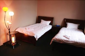 Eden Gardens Motel 2