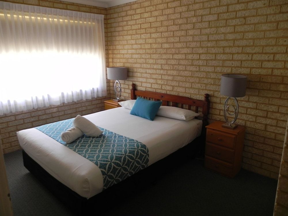 Busselton Villas and Caravan Park 3