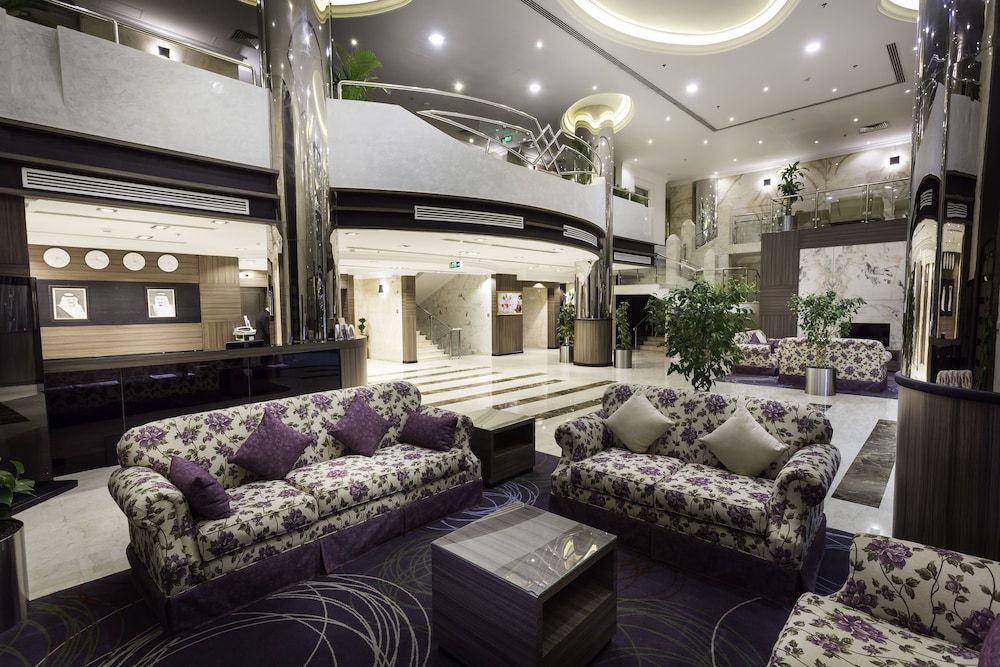 Howard Johnson by Wyndham Dammam 3