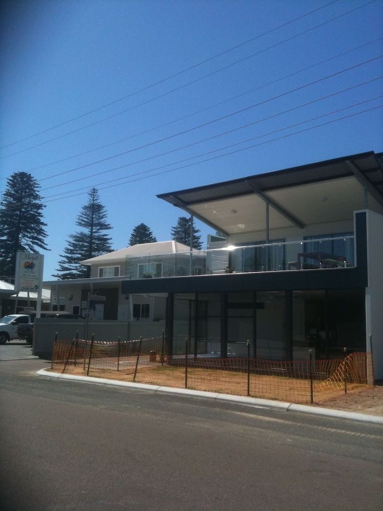 Clearwater Motel Apartments 2