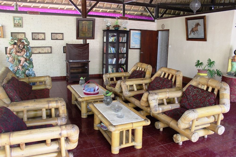 Anom Beach Hotel Candidasa 3