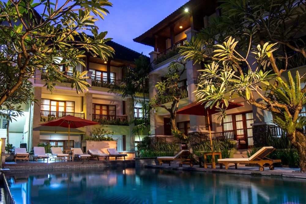 Fourteen Roses Beach 1 Fourteen Roses Beach 1