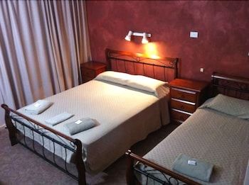 Bushmans Retreat Motor Inn 2