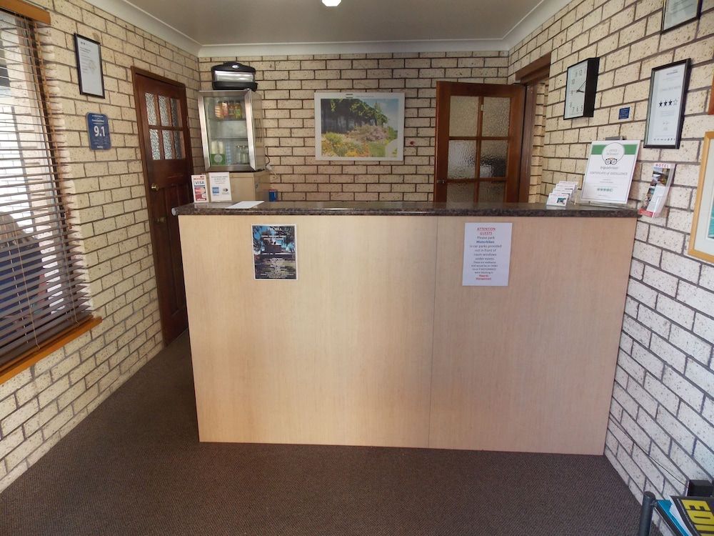Cowra Crest Motel 2