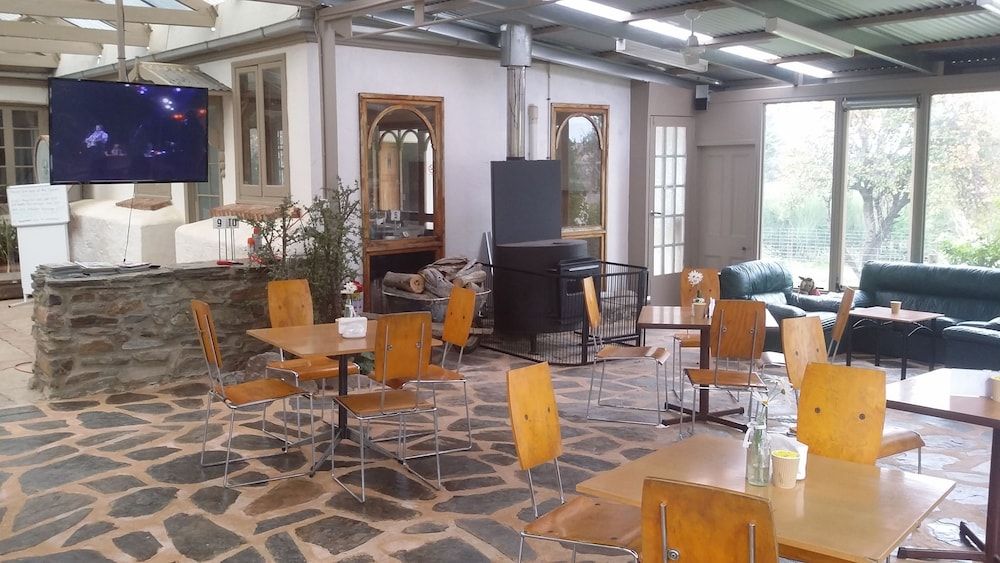 Cape Jervis Accommodation & Caravan Park 2