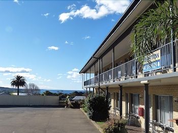 Coastal Comfort Motel