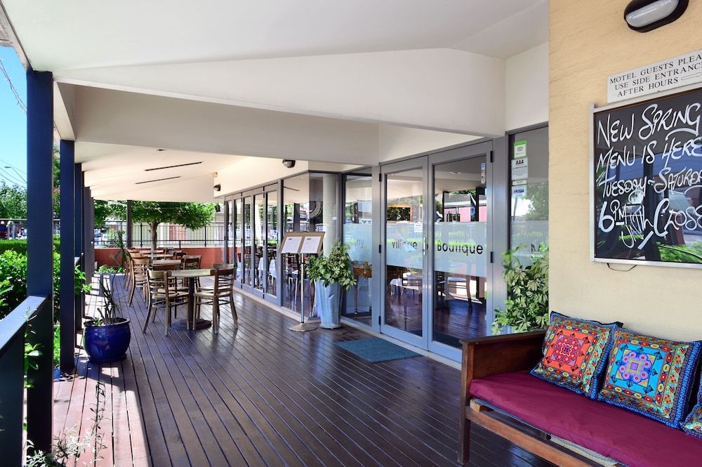 Berry Village Boutique Motel 2