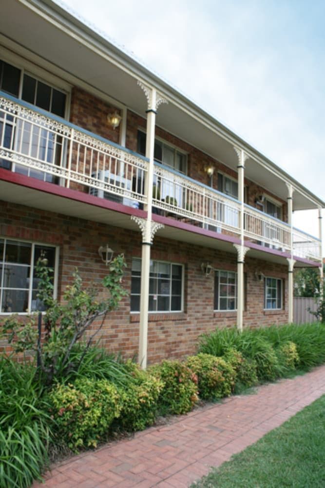 Grand Manor Motor Inn - Queanbeyan 2