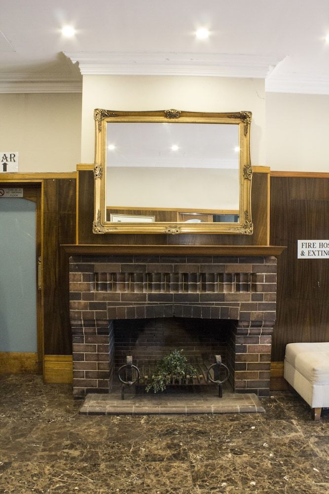 Wallacia Hotel 3