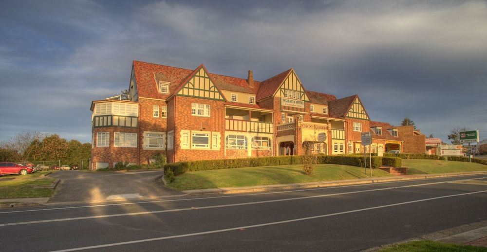 Wallacia Hotel 1