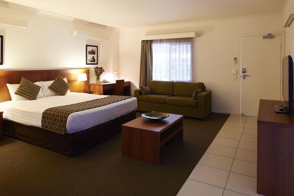 Chinchilla Downtown Motor Inn 3