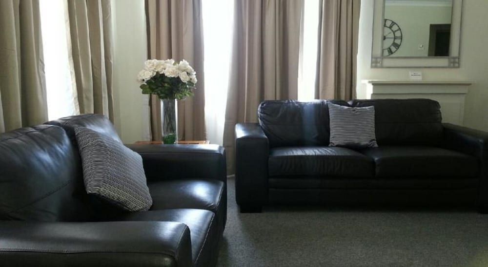 City Park Motel & Apartments 2