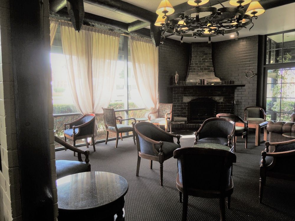 New England Motor Lodge