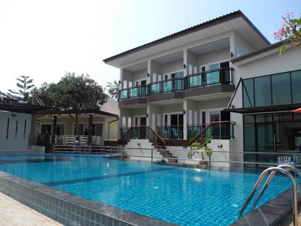 Bee Orchid Pool Villa -1 estrellas en Ko Larn