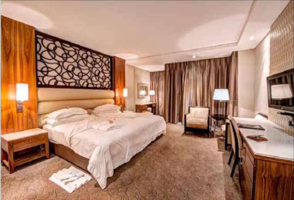 The Royal Marang Hotel 2