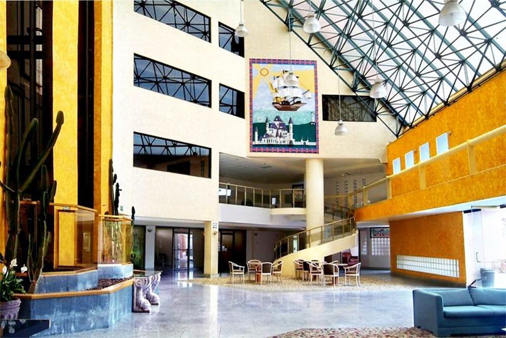 Hotel Corona Plaza 2