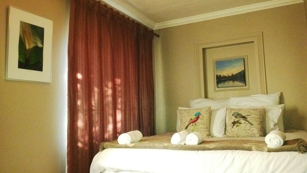 Treelands Estate, Abbey and Castle 3