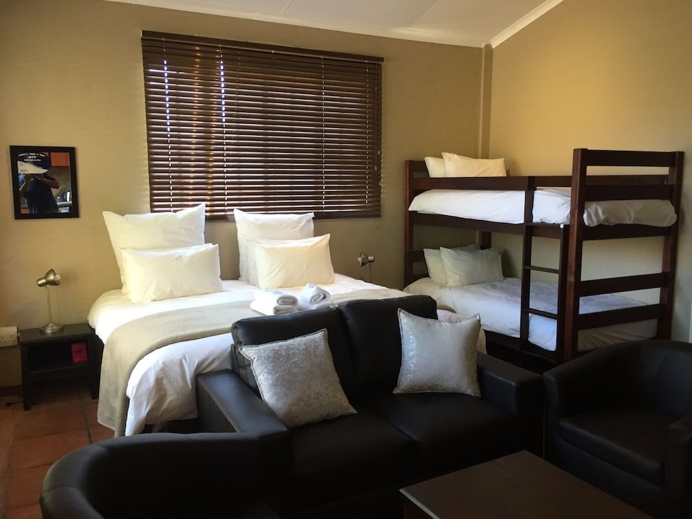 Treelands Estate, Abbey and Castle