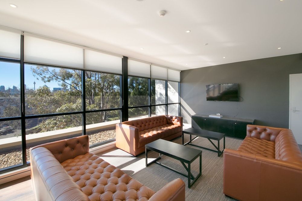 Glebe Space Pop Up 3