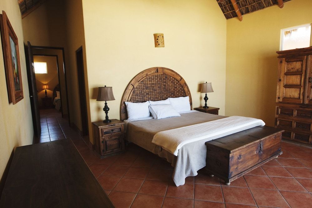 Cerritos Surf Town Beach Front Hotel and SPA 3