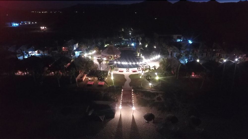 Cerritos Surf Town Beach Front Hotel and SPA 2