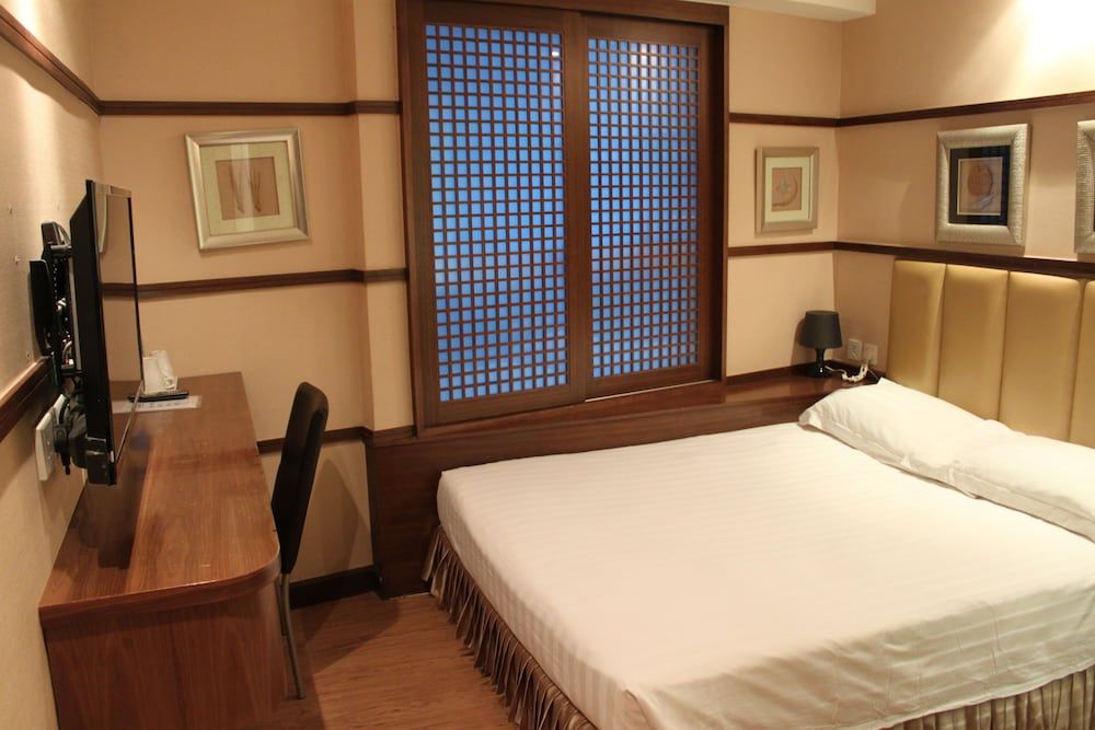 Mingle Place At The Eden 1