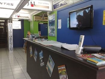 Waterfront Backpackers - Hostel