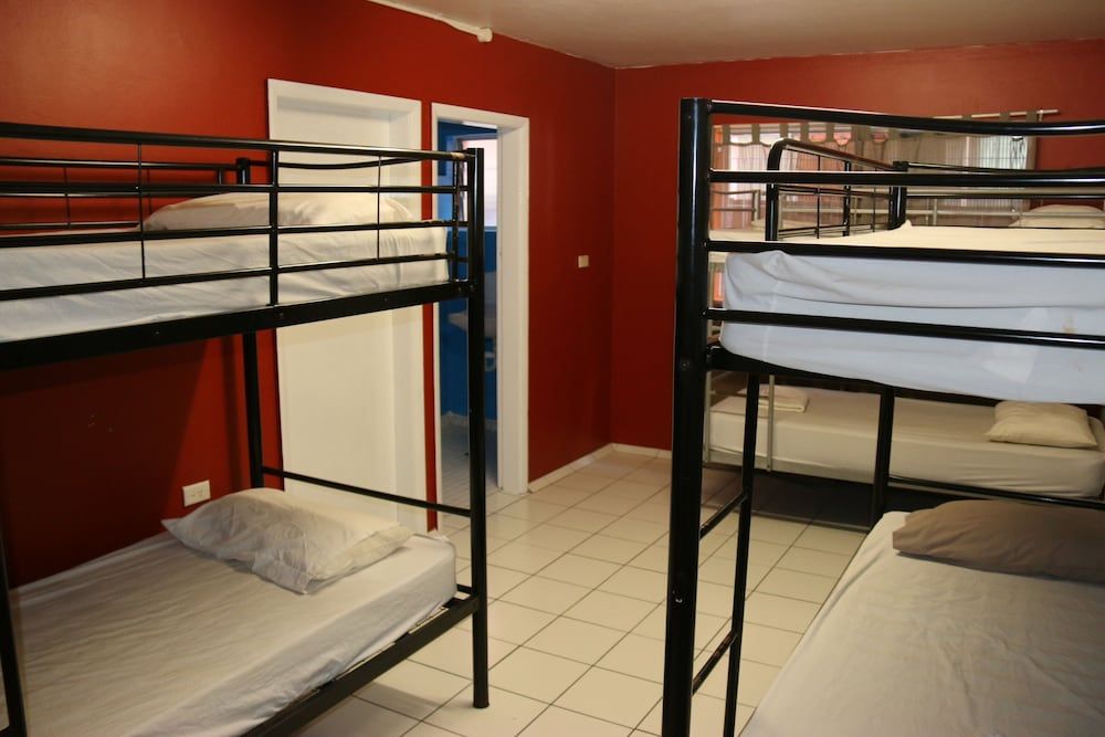 Waterfront Backpackers - Hostel 3