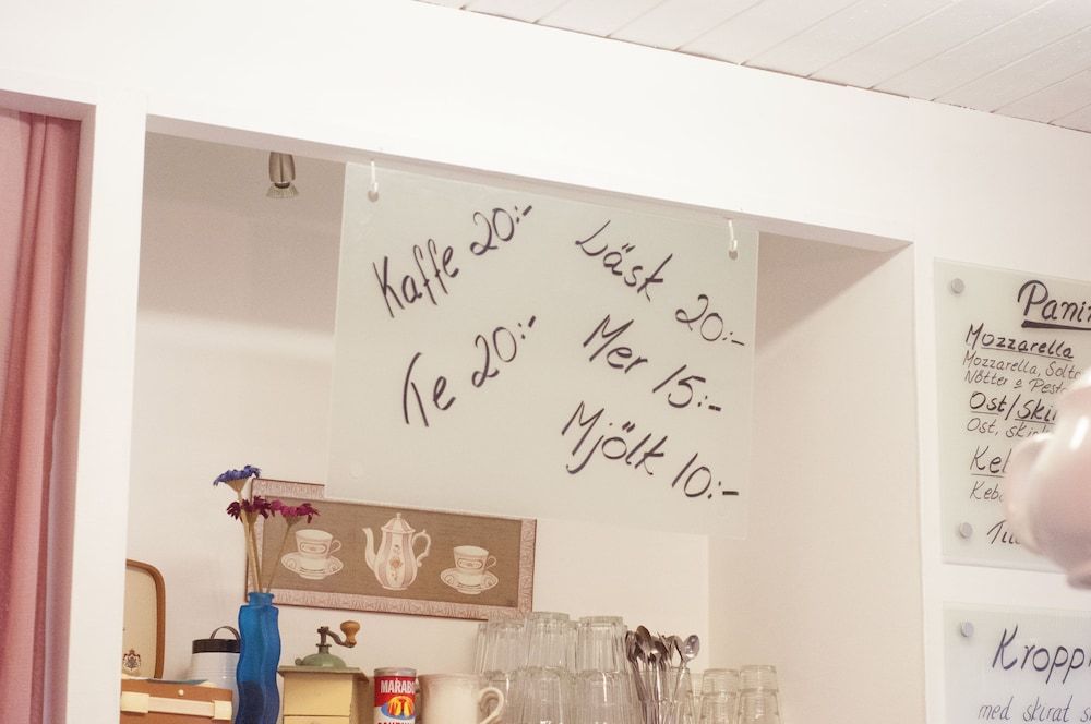 Edith & Julia Bed and Breakfast 2