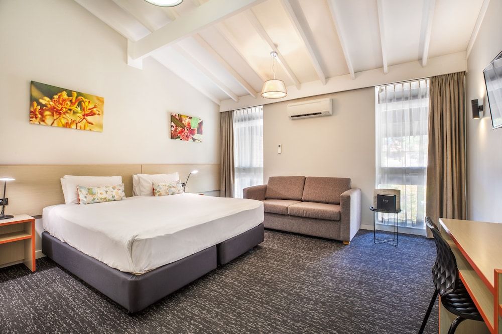 Nightcap at the Ranch Hotel 1