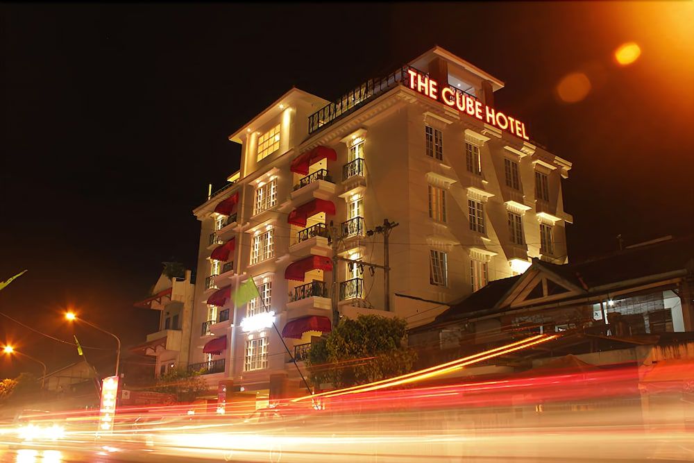 The Cube Hotel 1