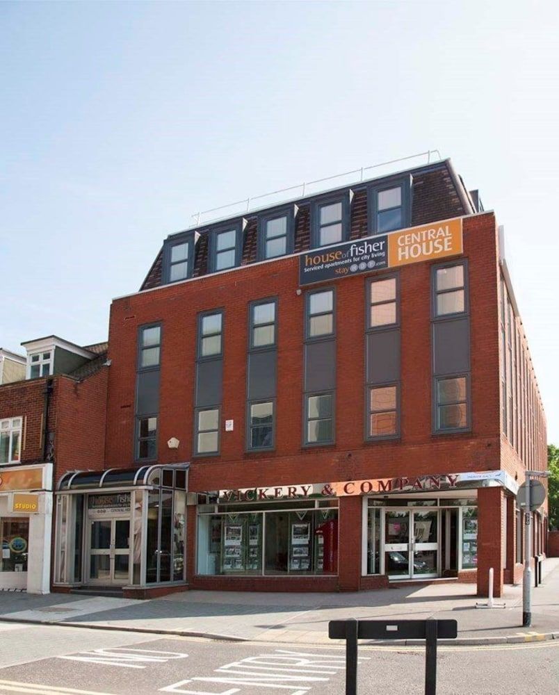 Central House by House of Fisher 4 estrelas em Camberley