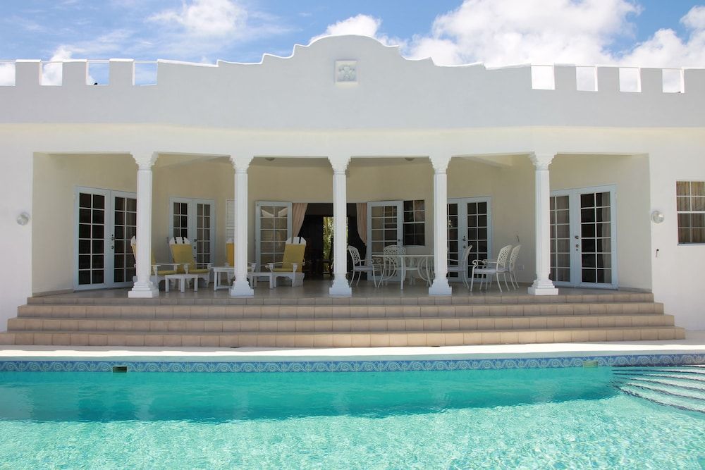 Castles in Paradise 1