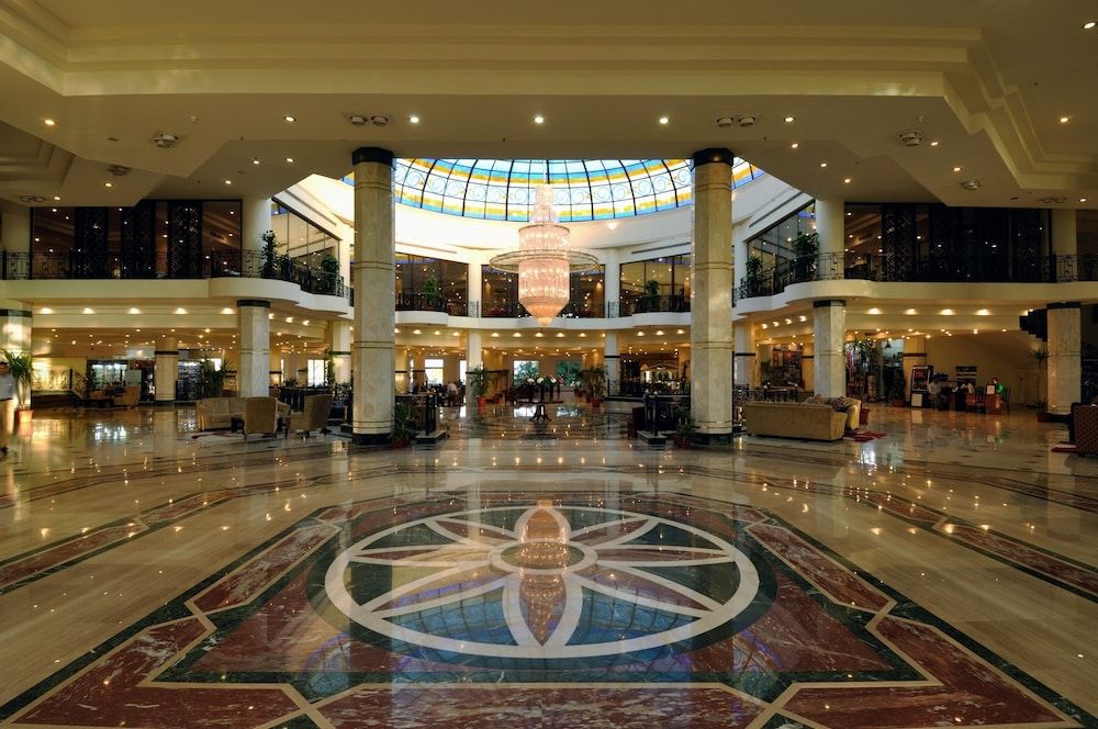Grand Oasis Resort 2