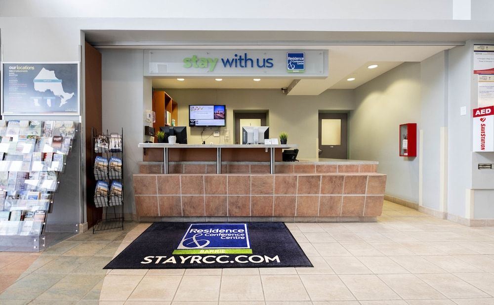 Residence & Conference Centre - Barrie 2