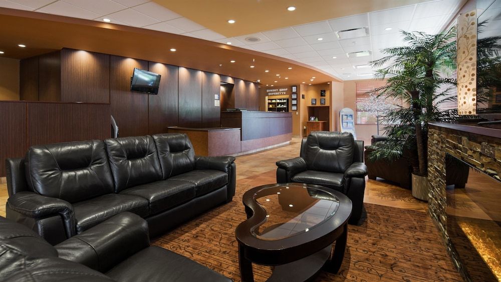 Best Western Plus Bathurst Hotel & Suites 2