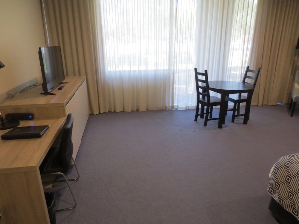 Dingley Hotel 3