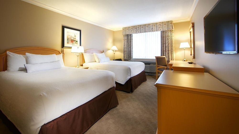 Best Western Plus Columbia River Hotel 3