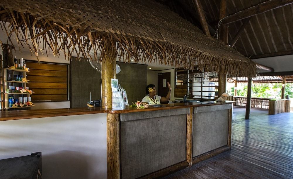 Barefoot Manta Island 2