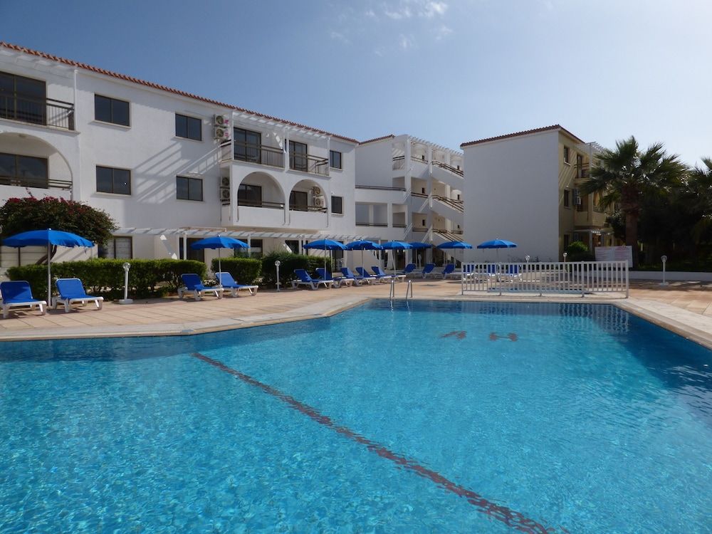 Amore hotel Apts 3 estrelas em Paralimni