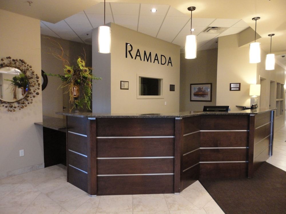 Ramada by Wyndham Emerald Park/Regina East 2